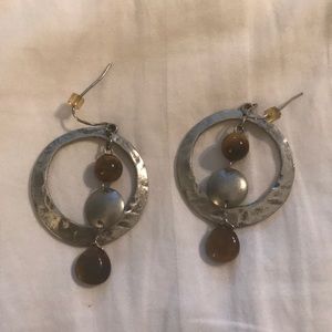 Earrings with brown stones